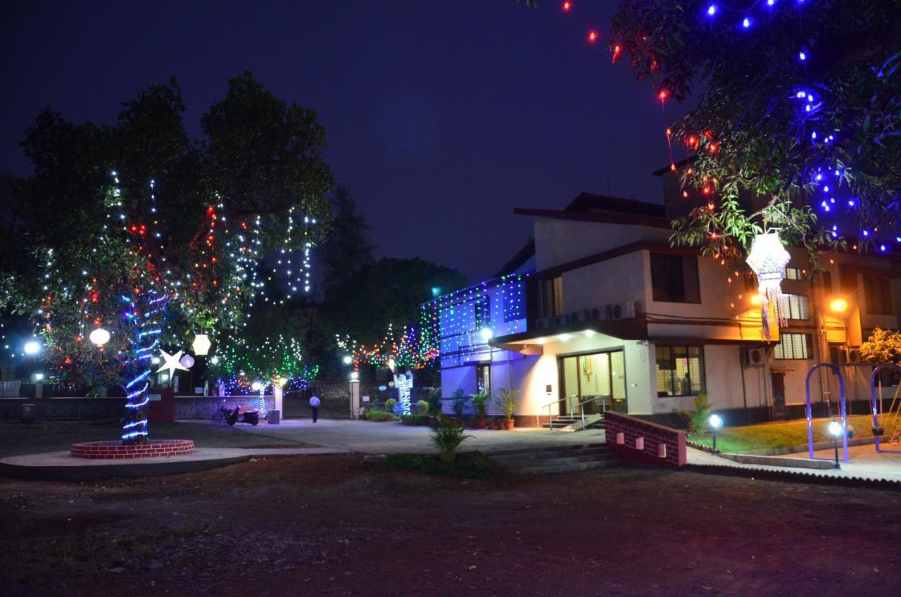 Diwali Baug Hotell Lonavala Exteriör bild