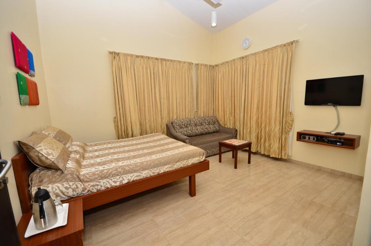 Diwali Baug Hotell Lonavala Exteriör bild
