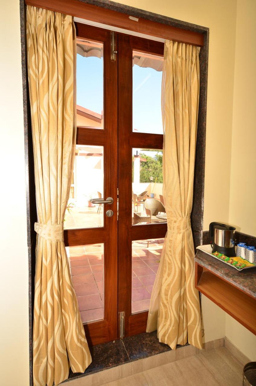 Diwali Baug Hotell Lonavala Exteriör bild